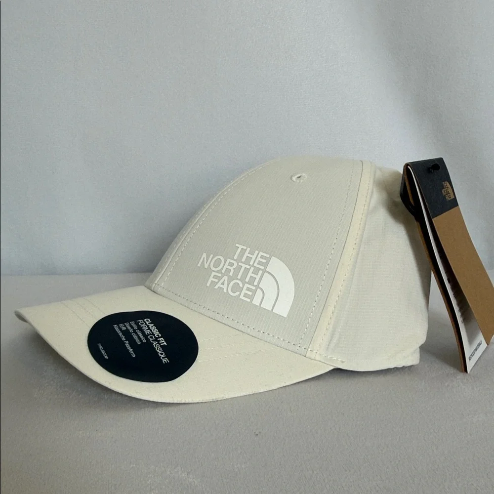 NWT The North Face Women's Horizon Hat Size L/XL in Gardenia White Ponytail